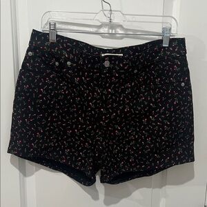 Levi's Black Floral Mid Length Jean Shorts Size 31
